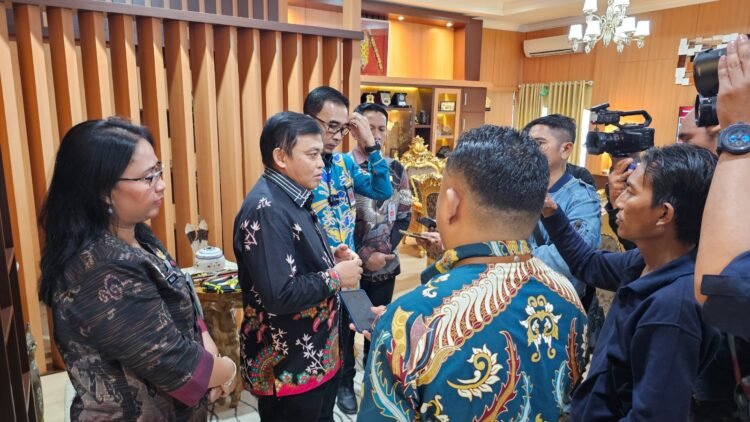 Kunci Stabilitas Negara serta Pembangunan Budaya Hukum di Masyarakat, Kepala BPHN Tekankan Penguatan Program Pembinaan Hukum di Kalimantan Timur