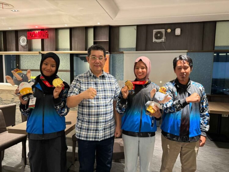 Yansen TP Apresiasi Dua Peraih Emas Panahan Putri PON Aceh-Sumut