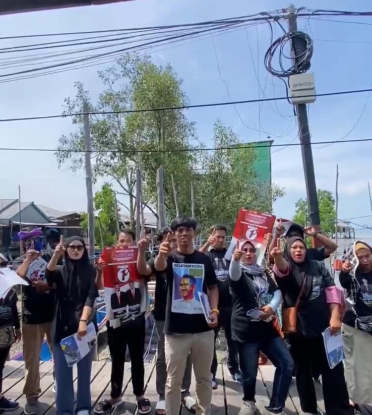 29 Relawan Kharisma Door to Door ke Masyarakat