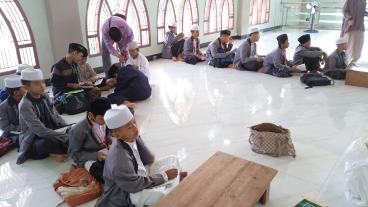 Ujian Munaqasyah Diikuti Ratusan Santri TK/TPA Tarakan