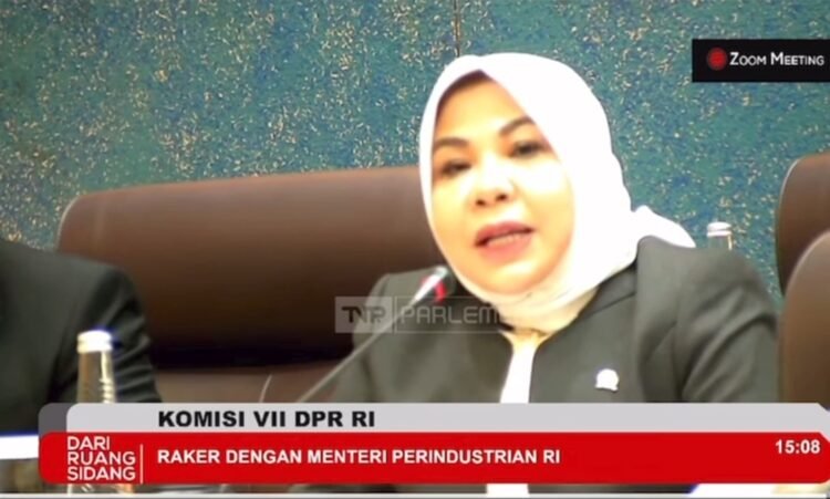 Hj. Rahmawati Sampaikan Isu Krusial Pengembangan Industri dan Transportasi di Kaltara saat Raker bersama Kemenperin 
