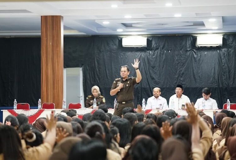Bangun Kesadaran Hukum Sejak Dini, Kejati Banten Lakukan Penyuluhan di SMK Waskito
