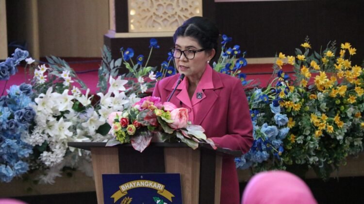 Ketua Bhayangkari Daerah Kaltara Pimpin Upacara Sertijab Ketua Seksi Kebudayaan