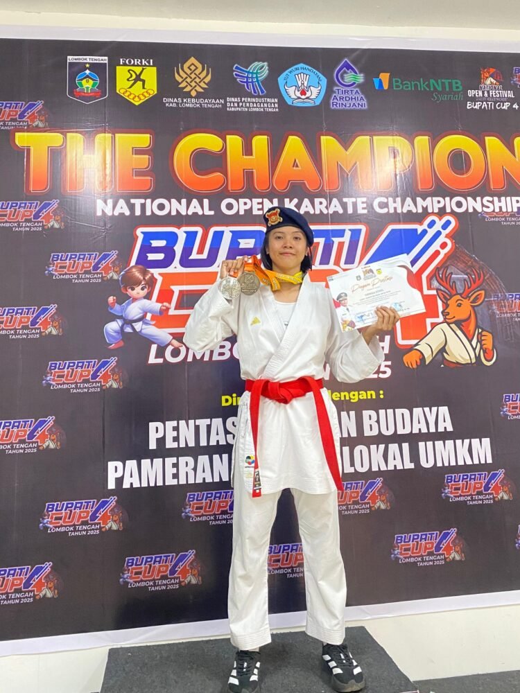 Karateka Polda Kaltara Berhasil Meraih Juara 1 Pada National Open Karate Championship Bupati Lombok Tengah