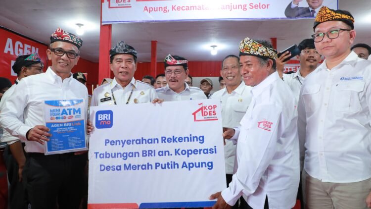 Gubernur Kaltara Resmikan Koperasi Merah Putih Percontohan Desa Apung Dan Kelurahan Selumit 