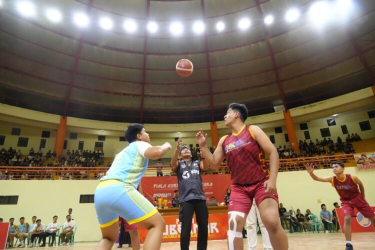Gubernur Buka Turnamen Basket Pelajar Kaltara 2025, Harapkan Lahir Banyak Atlet Berprestasi