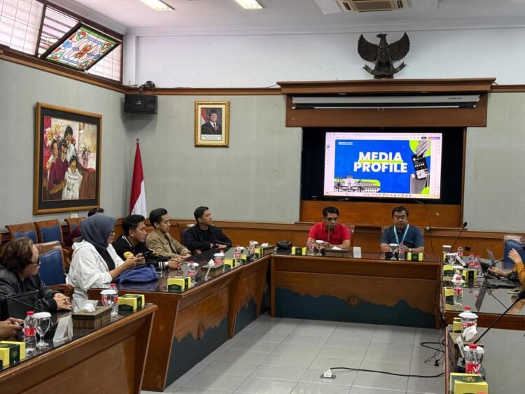 Bangun semangat Kolaborasi, SKK Migas Kalsul, JOB Simenggaris dan Insan Media Kalimantan Utara Sambangi Redaksi Pikiran Rakyat Bandung