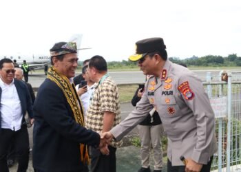 Kapolda Sambut Kedatangan Menteri Pertanian