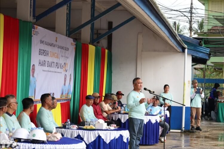Hari Bakti PU, Walikota Ajak Masyarakat Jaga Kebersihan Sungai
