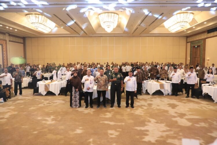 Wagub Ingkong Ala Sampaikan Sejumlah Isu Pertahanan di Kaltara 