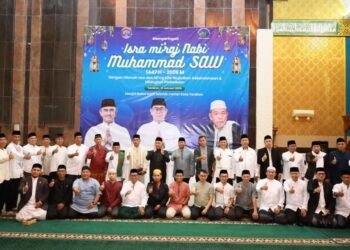 Walikota Hadiri Peringatan Isra Mikraj, Ajak Umat Islam Kuatkan Keimanan dan Tingkatkan Kualitas Ibadah 