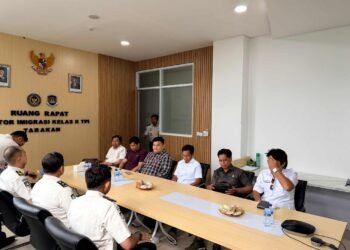 Komisi I DPRD Kunker di Imigrasi Tarakan, Apresiasi Inovasi Layanan Paspor 