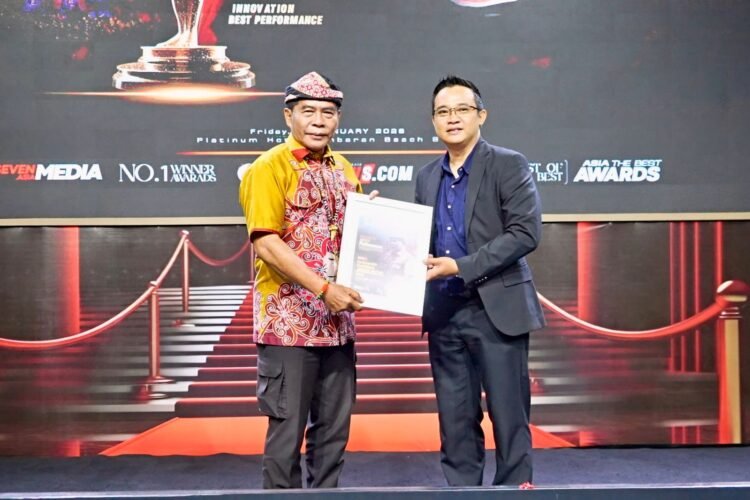 Gubernur Zainal Raih Penghargaan The Best Governor 2026