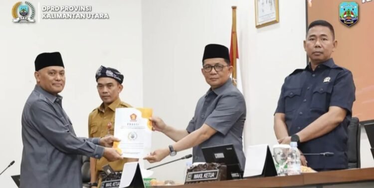 Paripurna Ke-4, Fraksi-Fraksi sampaikan Tanggapan terhadap Empat Nota Ranperda Prakarsa Pemprov 