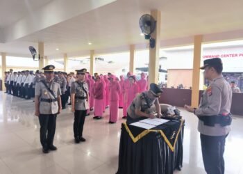 Kapolres Pimpin Upacara Sertijab Kabagops, Kabagren dan Kabaglog