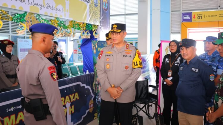 Kapolda Bersama Wali Kota Tarakan Tinjau Pos Pengamanan dan Pelayanan