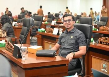 Adi Nata Kusuma Tekankan Kemudahan Pengurusan Perizinan bagi Pelaku Usaha Lokal