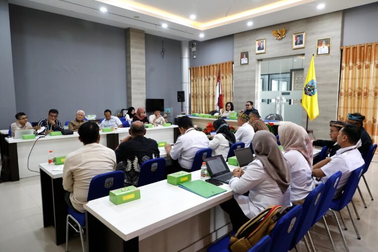 Pembahasan Raperda Pengembangan Perbukuan dan Budaya Literasi masuk Tahap Penyempurnaan Dasar Hukum