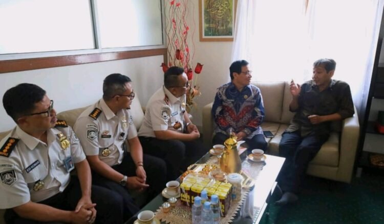 Perkuat Sinergi, Kanwil Ditjen Imigrasi Kaltim Koordinasi dengan Kanwil Kemenhaj dan Umrah 