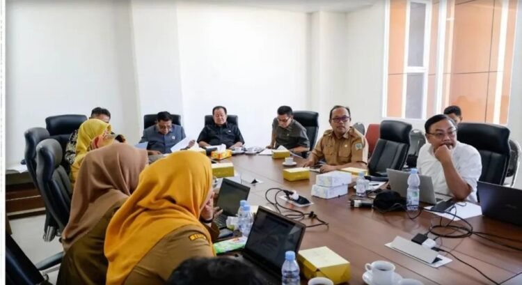 Ranperda Pembangunan Perkebunan Berkelanjutan Menekankan Keseimbangan antara Pertumbuhan Ekonomi dan Kelestarian Lingkungan