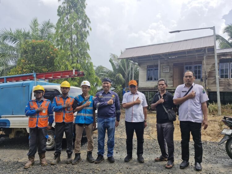 Muhammad Nasir Kawal Langsung Survei Perluasan Jaringan Listrik di Nunukan
