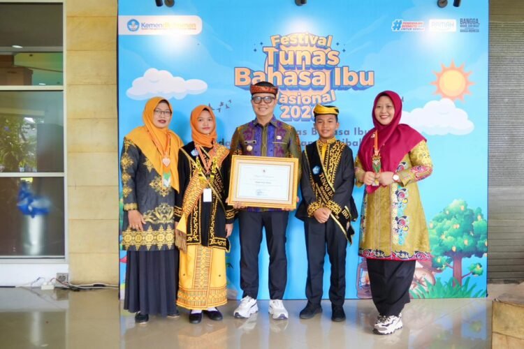 Bupati Tana Tidung dan Istri Aktif Dorong Pelestarian Budaya dan Literasi hingga Torehkan Prestasi Nasional 