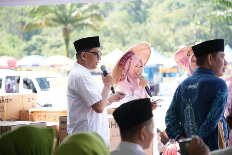 Wakil Ketua DPRD Kaltara Hadiri Pawai Muharram, Serukan Pentingnya Merawat Persatuan