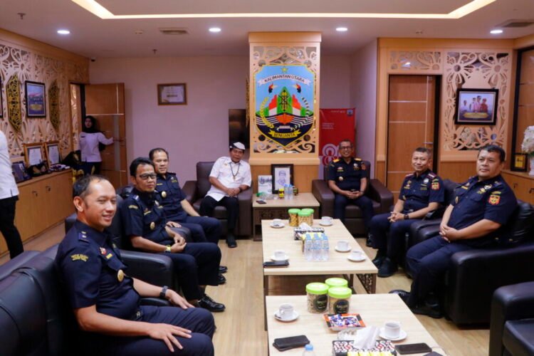 Gubernur Dorong Sinergi dengan Bea Cukai Perkuat Perdagangan di Perbatasan dan Ekspor UMKM