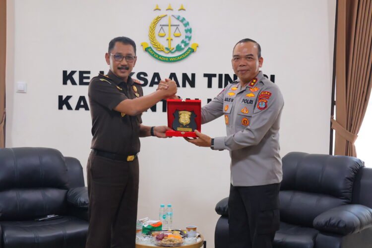 Kapolda Kaltara Laksanakan Kunjungan Silaturahmi ke Kejati Kalimantan Utara, Perkuat Sinergitas Antar APH
