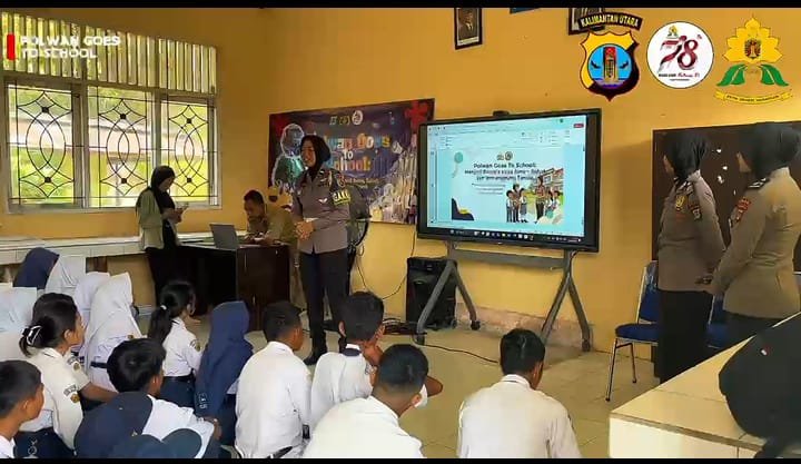 Polwan Polda Kaltara Gelar kegiatan Goes To School