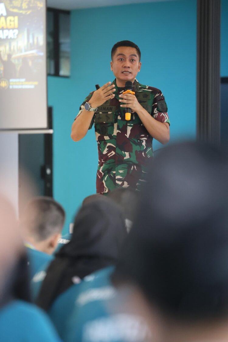 Derasnya Arus Informasi, Dandim Ajak Mahasiswa miliki Kemampuan Menyaring