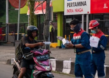 Pertamina Patra Niaga Regional Kalimantan Salurkan Bantuan bagi Masyarakat Terdampak Kabut Asap di Tarakan