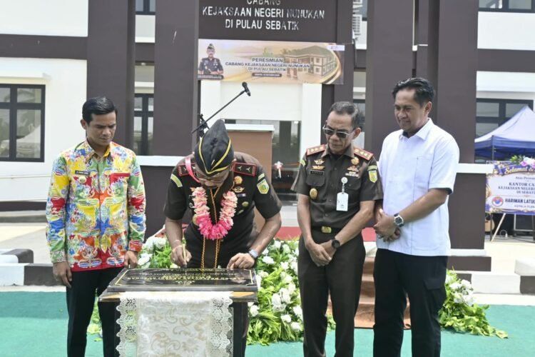 Kajati Kaltara Resmikan Kantor Cabang Kejari Nunukan di Sebatik, Layanan Hukum Kini Lebih Dekat