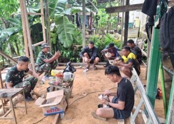 Satgas TMMD Tarakan Pererat Kebersamaan Lewat Makan Siang Bersama Warga