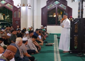 Usai Salat Subuh Berjamaah, Kapolda Kaltara Serap Aspirasi Jamaah Masjid Al-Ma’arif Lewat Dialog Interaktif